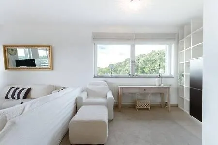 Modern Terrace Near Luxembourg Airport Sandweiler