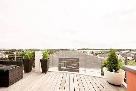 Appartamento Modern Terrace Near Luxembourg Airport Sandweiler